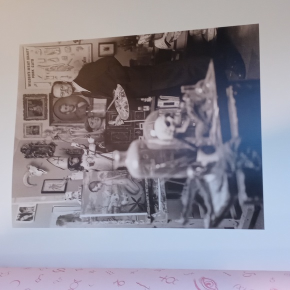 Books - 📚 Mark Ryden Pinxit 15" × 11" Taschen coffee table 360 page exhibit - Picture 15 of 15